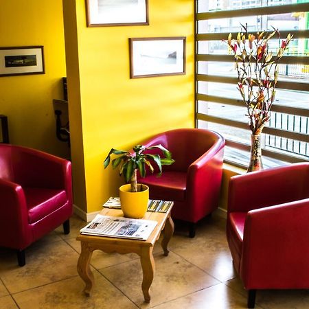 Ayelen Express Hotel Calama Exterior photo